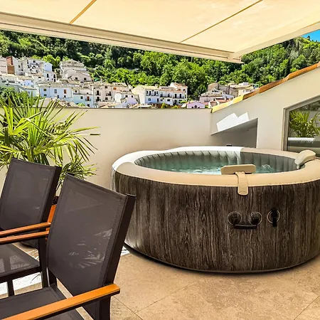 Casa River View - *